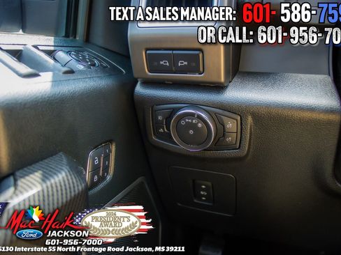 Used 2016 Ford F150 Limited w/ Trailer Tow Package image 27