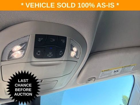 Used 2017 Chrysler Pacifica Limited w/ UConnect Theater Package FWD image 29