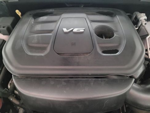 Used 2017 Jeep Grand Cherokee Limited image 30