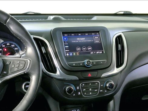 Used 2020 Chevrolet Equinox LT w/ Driver Convenience Package image 6