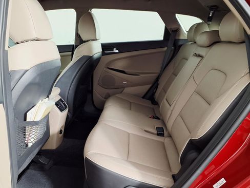 Certified 2021 Hyundai Tucson Limited AWD/4WD image 13