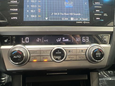 Used 2015 Subaru Outback 2.5i Premium AWD/4WD image 18
