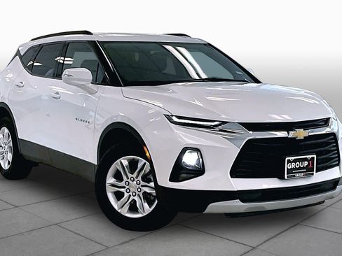 Used 2022 Chevrolet Blazer LT FWD image 2