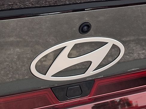Certified 2025 Hyundai Elantra Sport FWD image 30
