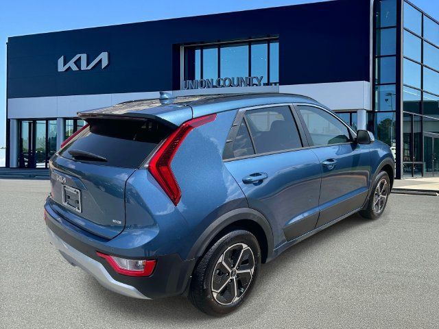 New 2026 Kia Niro EX FWD image 6