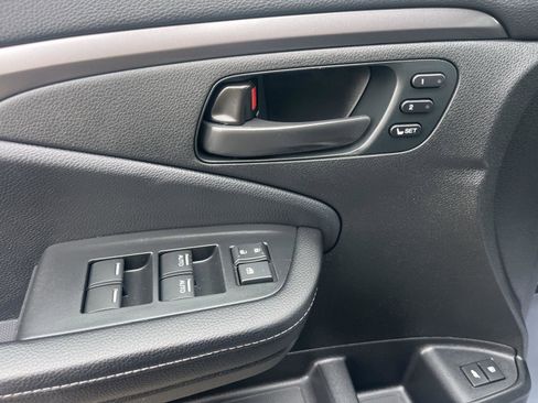 Used 2023 Honda Passport EX-L image 18