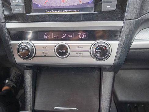 Used 2019 Subaru Outback 2.5i AWD/4WD image 20