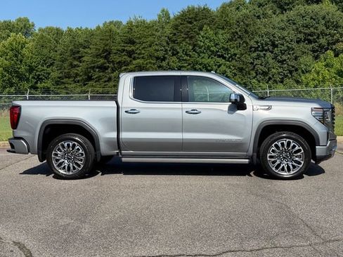 New 2026 GMC Sierra 1500 Denali Ultimate AWD/4WD image 25