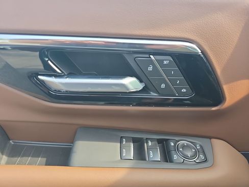 New 2026 Chevrolet Suburban High Country AWD/4WD image 27
