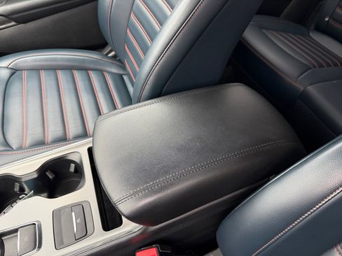 Used 2022 Ford Edge SEL w/ Sport Appearance Package image 14