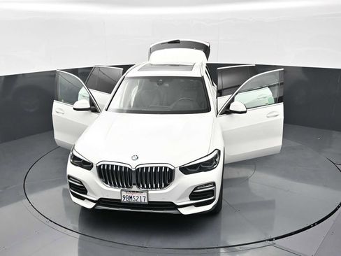 Used 2019 BMW X5 xDrive40i w/ Convenience Package AWD/4WD image 32