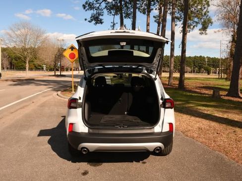 Used 2025 Ford Escape Active image 18
