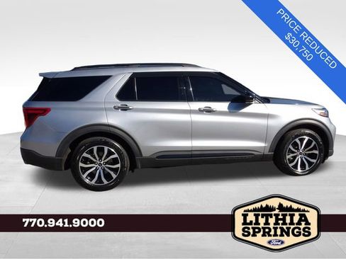 Certified 2023 Ford Explorer ST-Line w/ Class IV Trailer Tow Package image 8
