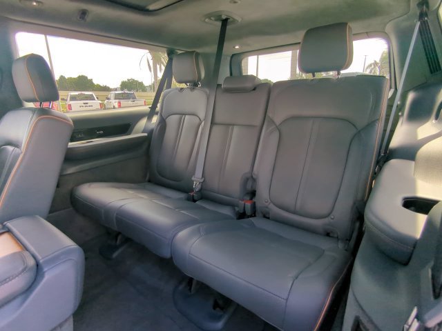 Used 2023 Jeep Grand Wagoneer L Series II AWD/4WD image 16