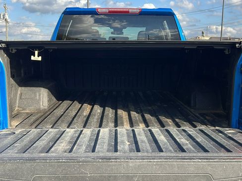 Used 2023 GMC Sierra 1500 Elevation image 35