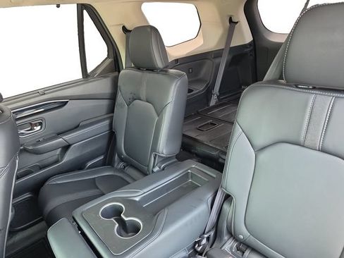 Used 2024 Honda Pilot EX-L image 15