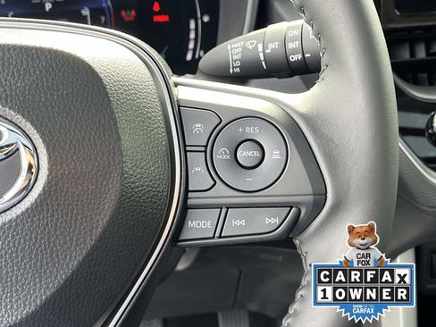 Used 2025 Toyota Corolla Cross XLE w/ Convenience Package image 30