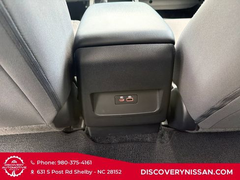 Certified 2025 Nissan Frontier SV RWD image 33