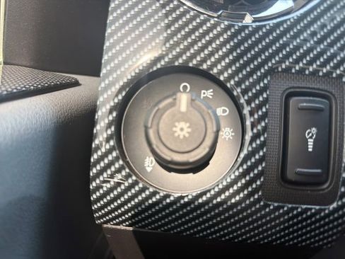 Used 2016 Ford F250 XLT w/ XLT Premium Package image 19