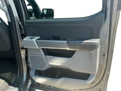 Used 2025 Ford F150 XLT w/ Equipment Group 301A Standard AWD/4WD image 18