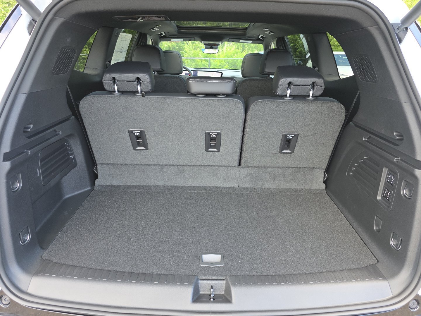 New 2026 Buick Enclave Sport Touring w/ Power Package FWD image 22