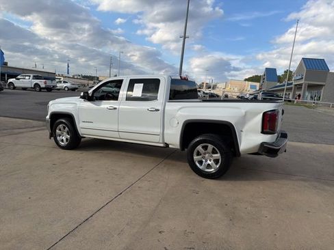 Used 2017 GMC Sierra 1500 SLT w/ Suspension Package, Off-Road image 4