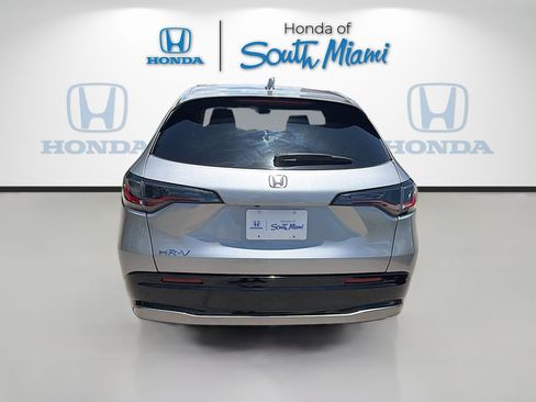 Certified 2024 Honda HR-V EX-L image 6