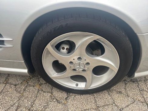 Used 2005 Mercedes-Benz SL 500 w/ AMG Sport Pkg image 23