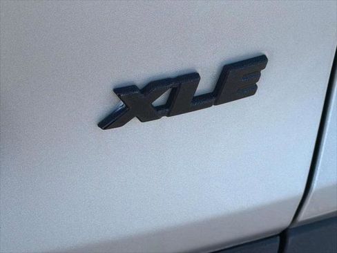 Certified 2024 Toyota RAV4 XLE Premium image 7