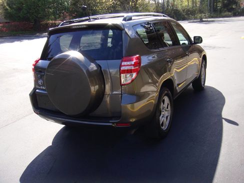 Used 2010 Toyota RAV4 4WD image 7