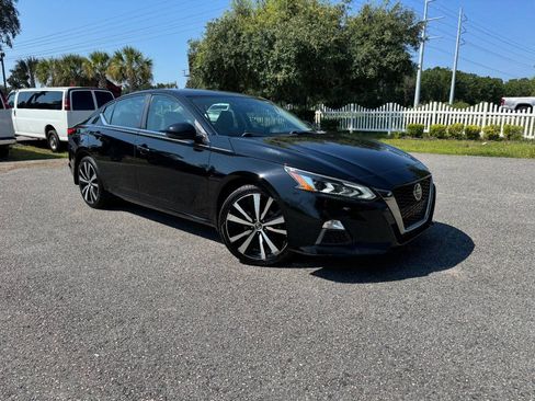 Used 2019 Nissan Altima 2.5 SR w/ SR Premium Package AWD/4WD image 38
