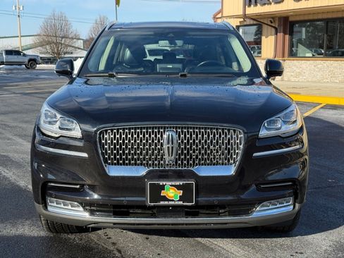 Used 2020 Lincoln Aviator Reserve w/ Equipment Group 202A image 3