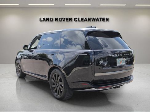 Used 2026 Land Rover Range Rover Long Wheelbase SE AWD/4WD image 3