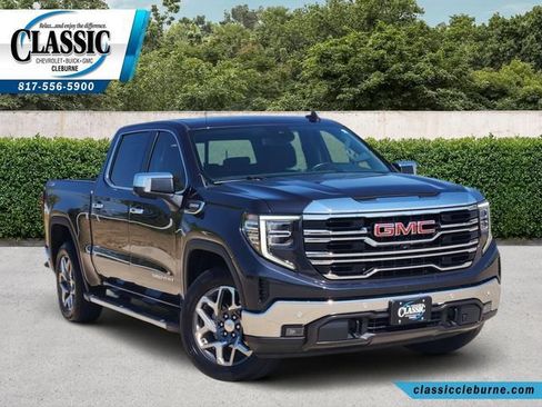 Used 2024 GMC Sierra 1500 SLT AWD/4WD image 1