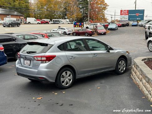 Used 2018 Subaru Impreza 2.0i image 9