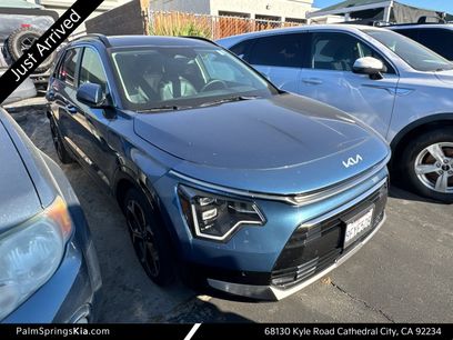 Used 2023 Kia Niro SX Touring