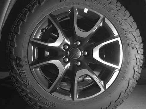 Used 2025 Jeep Compass Trailhawk AWD/4WD image 14