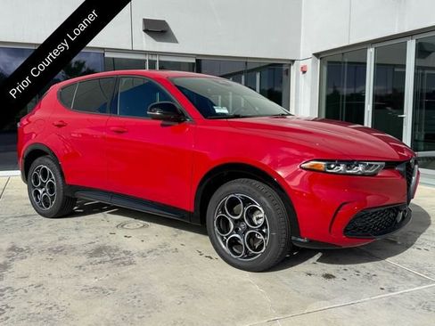 Used 2025 Alfa Romeo Tonale image 1
