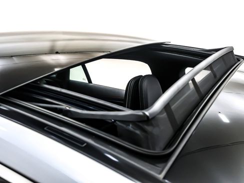 Used 2022 Mercedes-Benz EQS 450+ Sedan image 22