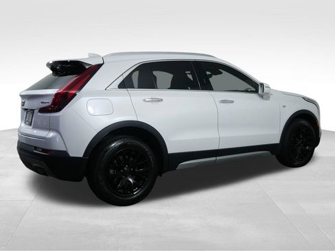 Used 2019 Cadillac XT4 Premium Luxury w/ Enhanced Visibility Package AWD/4WD image 10