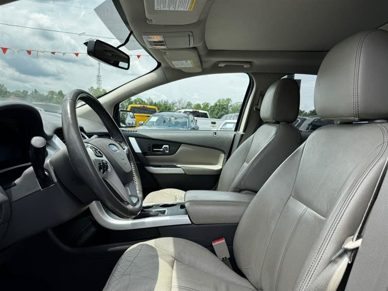 Used 2013 Ford Edge SEL FWD image 21