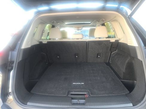 Used 2023 Nissan Rogue SV w/ SV Premium B Package AWD/4WD image 29
