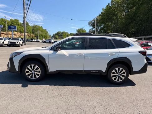 Certified 2025 Subaru Outback Premium w/ Popular Package #1A AWD/4WD image 4