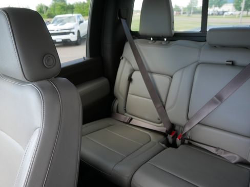 Used 2020 Chevrolet Silverado 3500 LT w/ Convenience Package AWD/4WD image 12