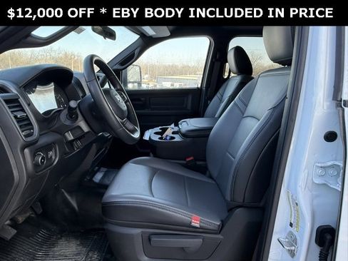 New 2024 RAM 3500 Tradesman w/ Chrome Appearance Group image 7