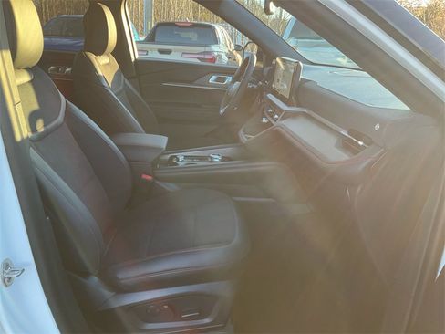 New 2026 Ford Explorer ST image 12