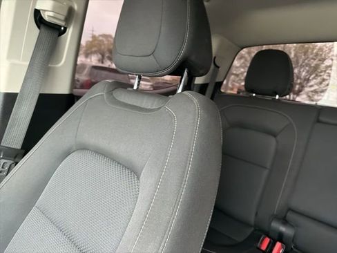 Used 2019 Chevrolet Colorado LT image 16