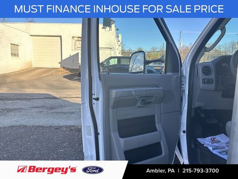 New 2024 Ford E-450 and Econoline 450 Super Duty w/ Power Windows & Locks Group image 10