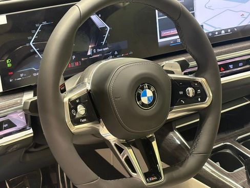 New 2026 BMW 760i xDrive w/ Premium Package AWD/4WD image 13