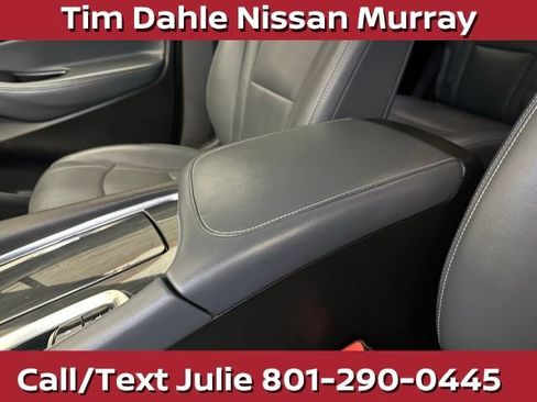 Used 2024 Buick Enclave Premium AWD/4WD image 31